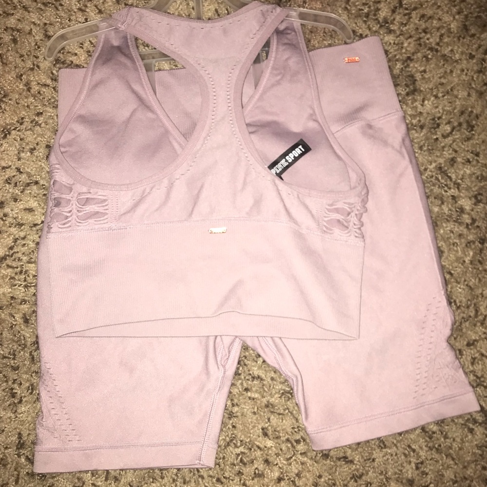 Victoria’s Secret size small